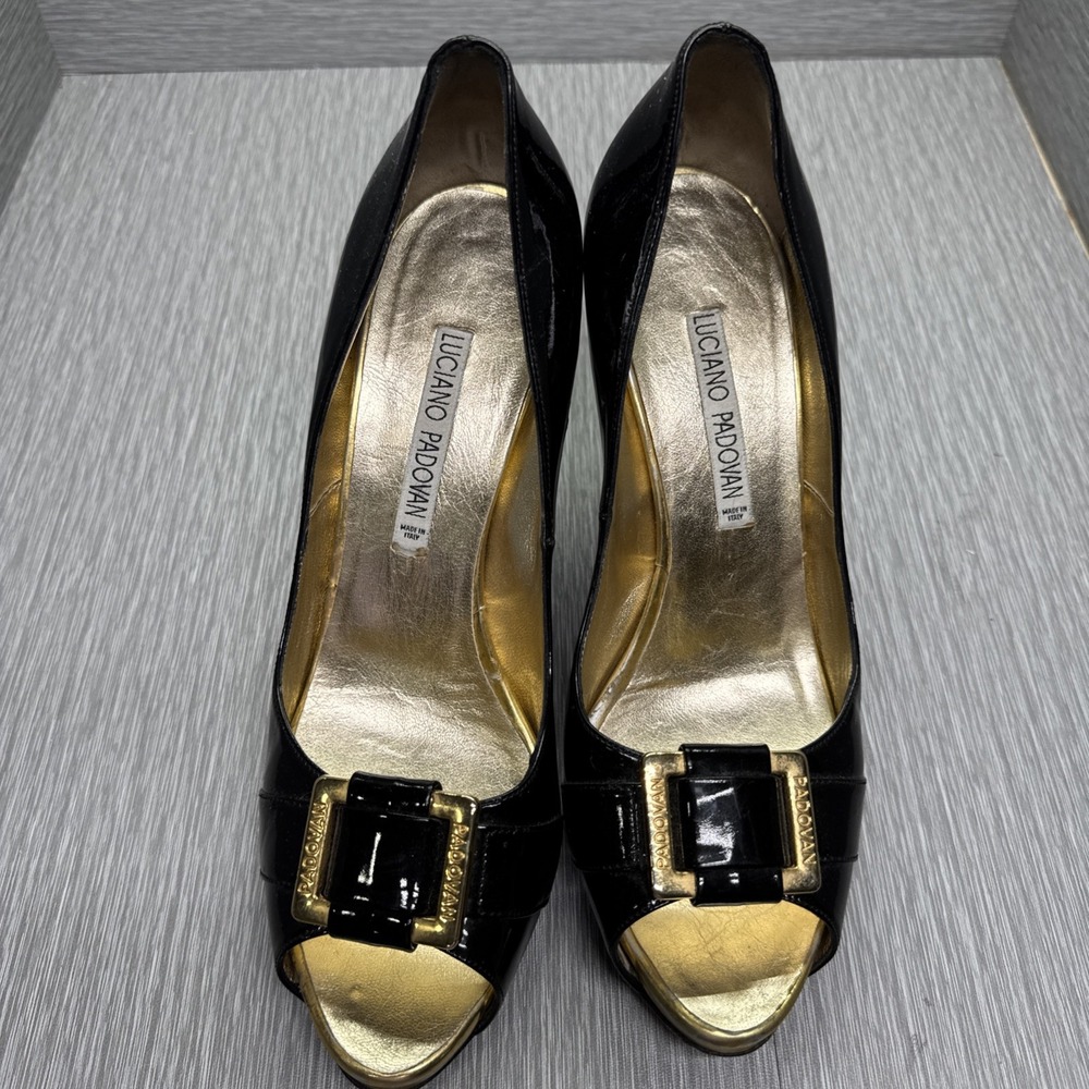Luciano Padovan Black Gold Patent Leather Peep Toe Heels Women's 39‎ US 8.5-9